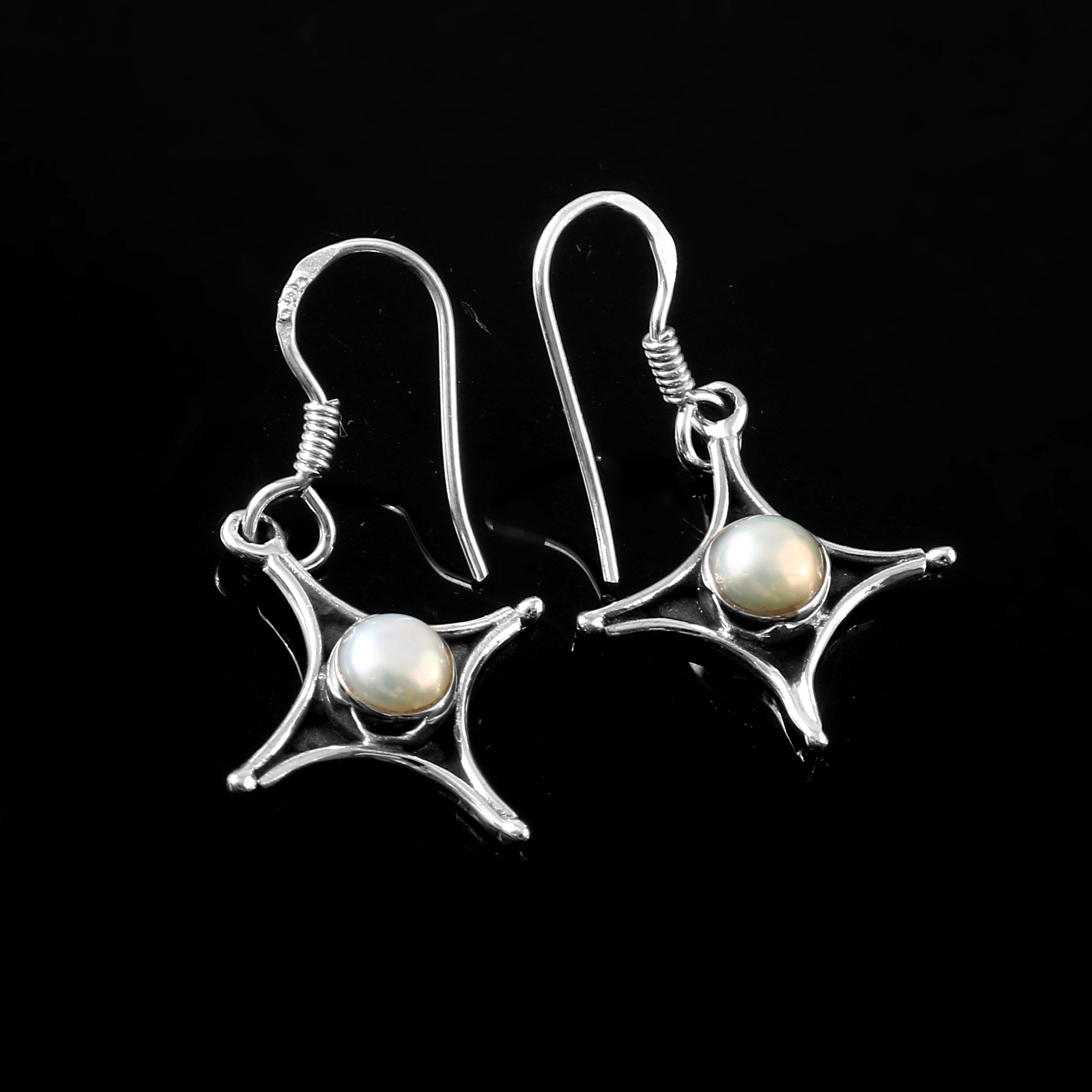 Sterling 92.5 Silver Pearl Tops Earring