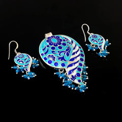 Meenakari 92.5 Silver Polki Pendent Set