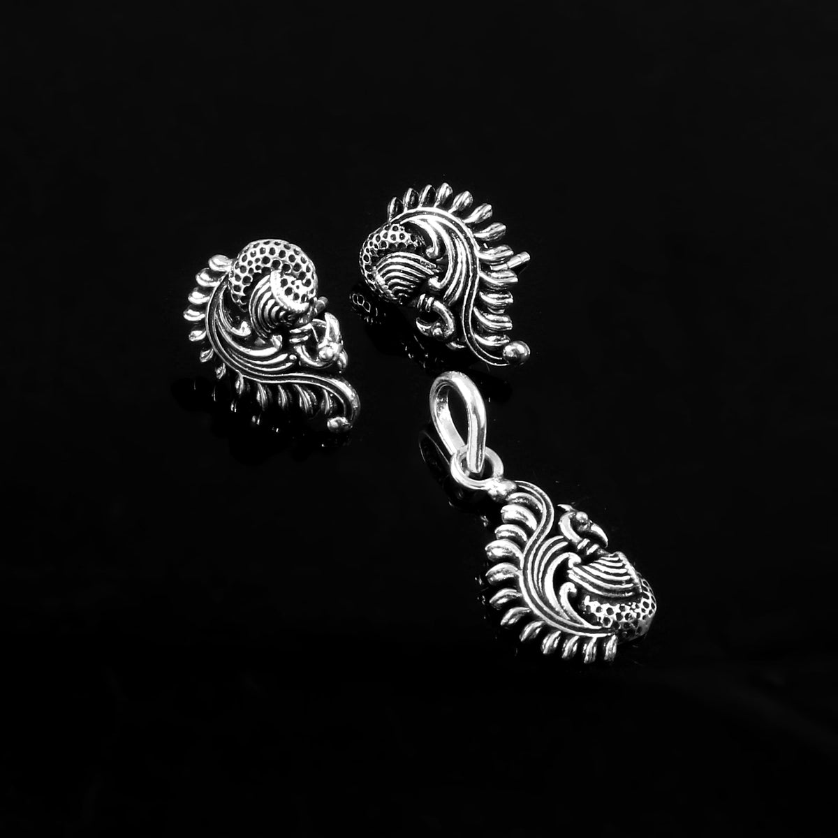 Oxidized 92.5 Silver Peacock Tops Earring