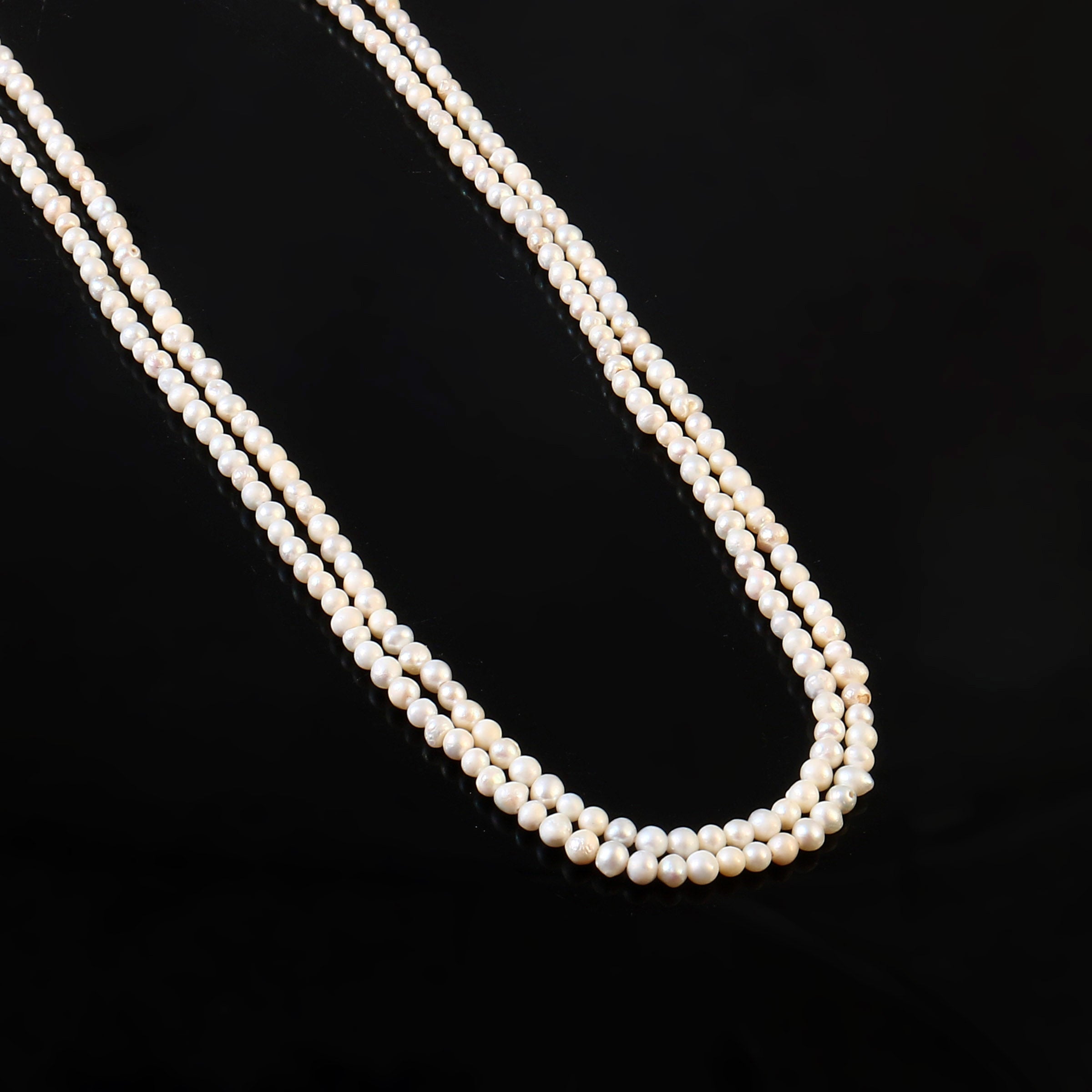 Fresh Water Round  Pearl In 4 mm String