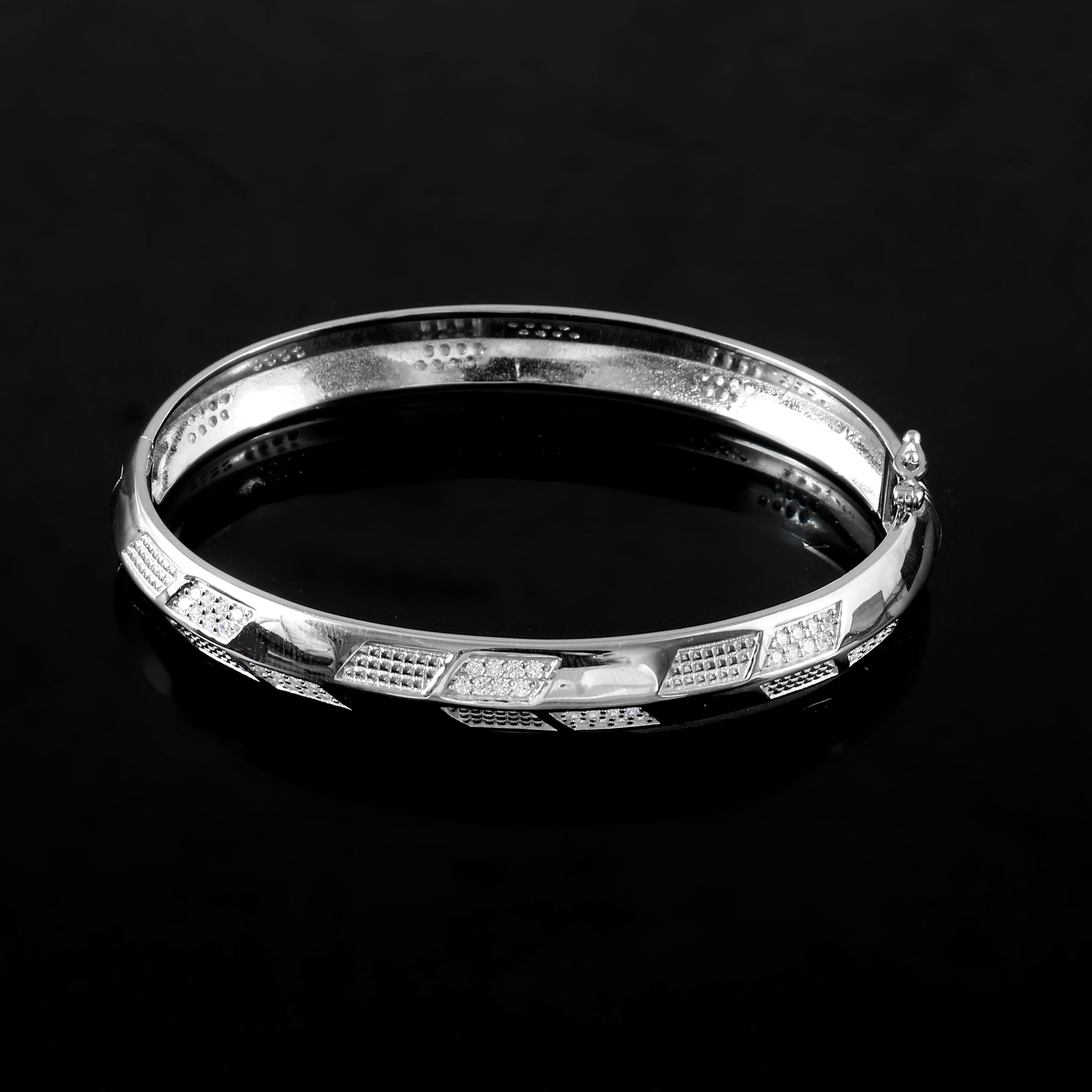 Sterling 92.5 Silver Gents Oval Kada